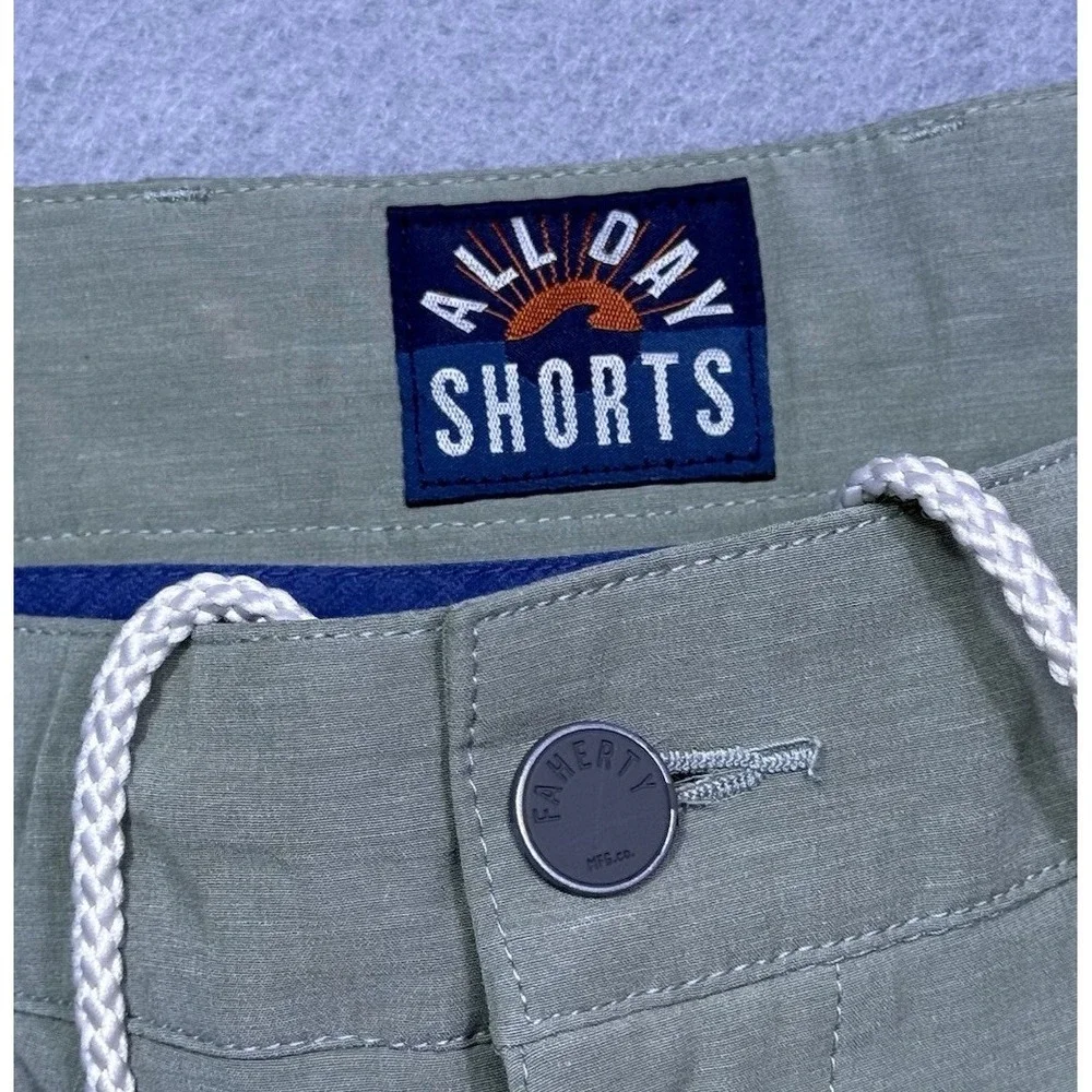 Faherty All Day Shorts Mens 35 Sage Green Golf Athleisure Normcore Dadcore USA